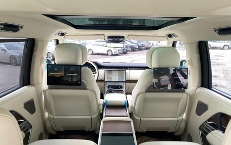 Land Rover Range Rover IV рестайлинг, 2022 год, 19 000 000 рублей, 31 фотография