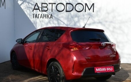 Toyota Auris II, 2013 год, 1 299 000 рублей, 7 фотография