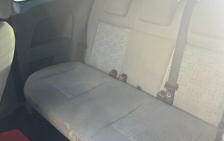 Ford Fiesta, 2003 год, 190 000 рублей, 7 фотография