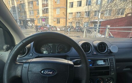 Ford Fiesta, 2003 год, 190 000 рублей, 9 фотография