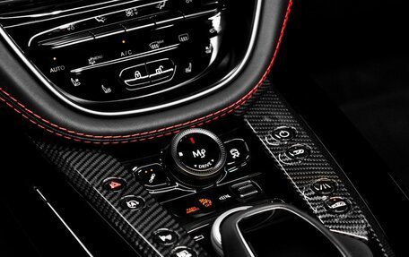 Aston Martin DBX I, 2023 год, 28 990 000 рублей, 20 фотография