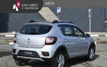 Renault Sandero II рестайлинг, 2018 год, 1 050 000 рублей, 2 фотография