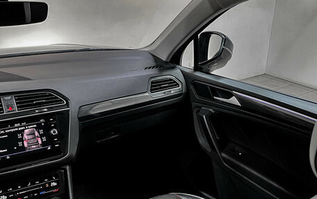 Volkswagen Tiguan II, 2021 год, 2 717 000 рублей, 21 фотография