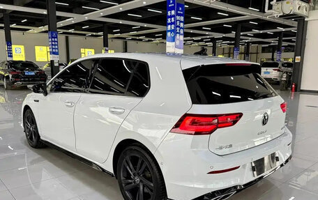 Volkswagen Golf VIII, 2022 год, 1 590 017 рублей, 4 фотография