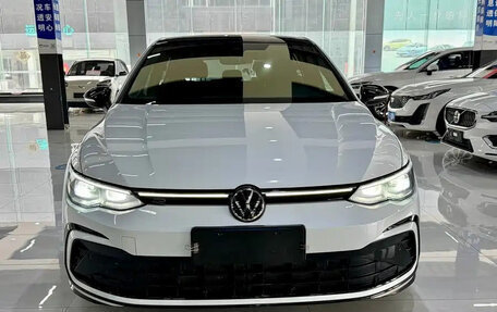 Volkswagen Golf VIII, 2022 год, 1 590 017 рублей, 2 фотография