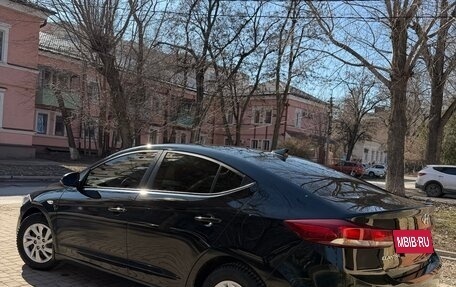 Hyundai Elantra VI рестайлинг, 2017 год, 1 410 000 рублей, 2 фотография