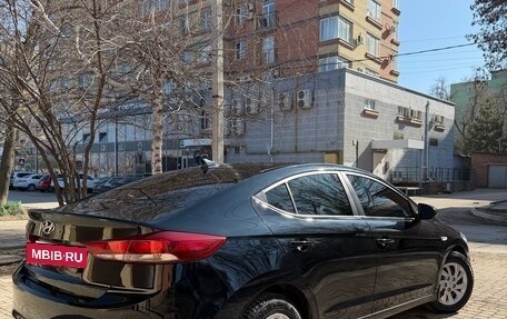 Hyundai Elantra VI рестайлинг, 2017 год, 1 410 000 рублей, 10 фотография