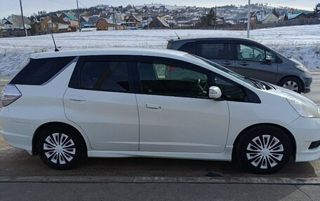 Honda Fit Shuttle I рестайлинг, 2012 год, 850 000 рублей, 2 фотография