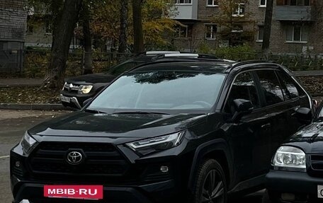 Toyota RAV4, 2023 год, 3 900 000 рублей, 13 фотография