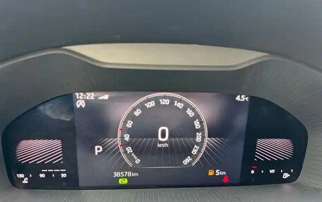 Skoda Karoq I, 2022 год, 1 925 000 рублей, 9 фотография