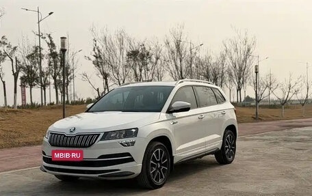 Skoda Karoq I, 2022 год, 1 925 000 рублей, 2 фотография