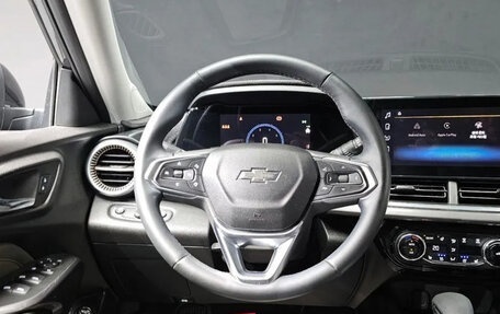 Chevrolet Trax, 2023 год, 1 693 069 рублей, 7 фотография