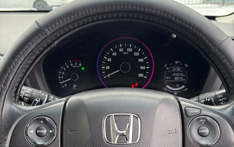 Honda Vezel, 2015 год, 1 650 000 рублей, 11 фотография