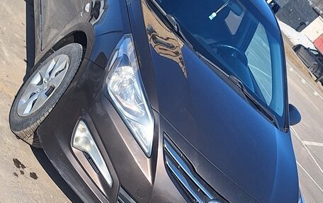 Hyundai Solaris II рестайлинг, 2014 год, 580 000 рублей, 2 фотография