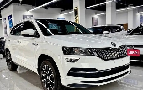 Skoda Karoq I, 2023 год, 1 836 027 рублей, 8 фотография