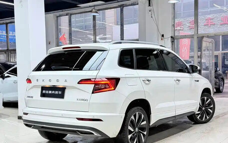 Skoda Karoq I, 2022 год, 1 739 027 рублей, 5 фотография
