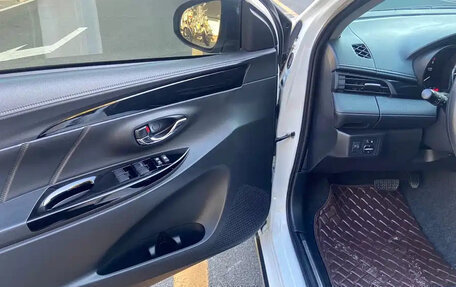 Toyota Yaris XP150 рестайлинг, 2022 год, 1 145 027 рублей, 7 фотография