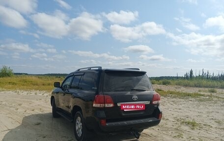 Toyota Land Cruiser 200, 2011 год, 2 900 000 рублей, 12 фотография