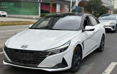 Hyundai Elantra, 2022 год, 1 390 008 рублей, 1 фотография