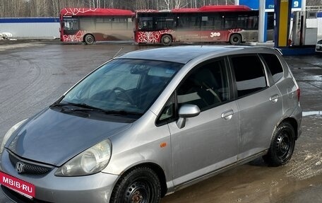 Honda Fit III, 2004 год, 280 000 рублей, 1 фотография
