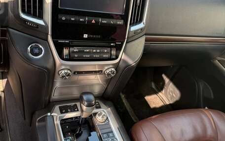 Toyota Land Cruiser 200, 2015 год, 5 620 000 рублей, 7 фотография