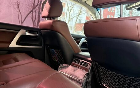 Toyota Land Cruiser 200, 2015 год, 5 620 000 рублей, 6 фотография