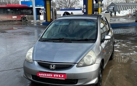 Honda Fit III, 2004 год, 280 000 рублей, 2 фотография