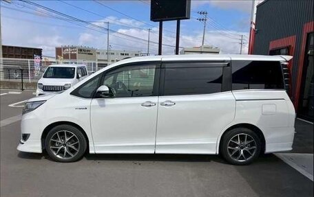 Toyota Esquire I, 2017 год, 1 950 000 рублей, 5 фотография