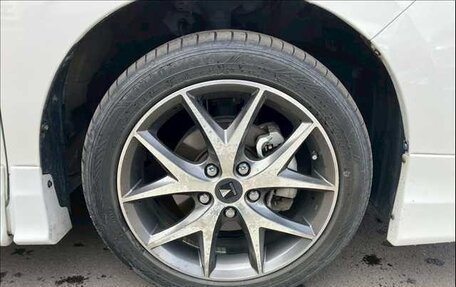 Toyota Esquire I, 2017 год, 1 950 000 рублей, 29 фотография