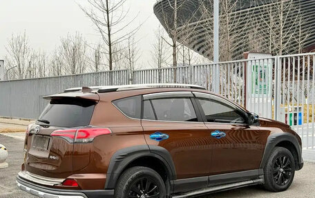Toyota RAV4, 2019 год, 2 200 001 рублей, 4 фотография