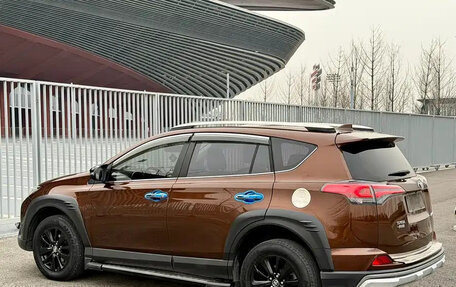 Toyota RAV4, 2019 год, 2 200 001 рублей, 6 фотография