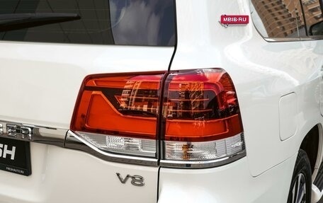 Toyota Land Cruiser 200, 2018 год, 6 690 000 рублей, 6 фотография