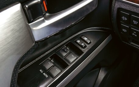 Toyota Land Cruiser 200, 2018 год, 6 690 000 рублей, 21 фотография