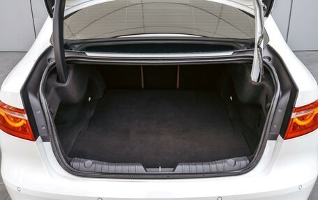 Jaguar XF II, 2016 год, 2 120 000 рублей, 23 фотография