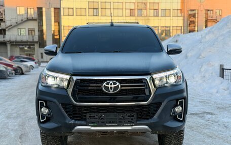 Toyota Hilux VIII, 2018 год, 3 750 000 рублей, 13 фотография