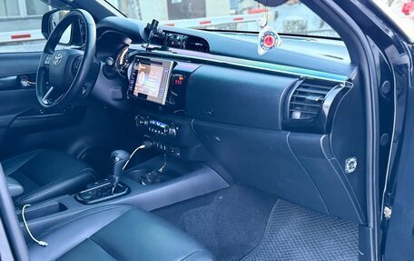 Toyota Hilux VIII, 2018 год, 3 750 000 рублей, 29 фотография