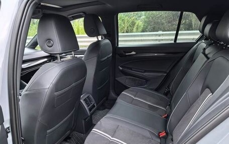 Volkswagen Golf VIII, 2023 год, 1 988 000 рублей, 8 фотография