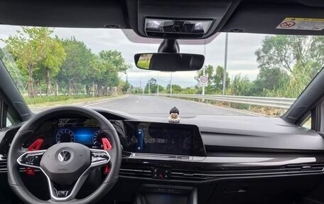 Volkswagen Golf VIII, 2023 год, 1 988 000 рублей, 10 фотография