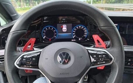 Volkswagen Golf VIII, 2023 год, 1 988 000 рублей, 17 фотография