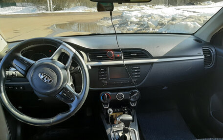 KIA Rio IV, 2018 год, 1 000 000 рублей, 7 фотография