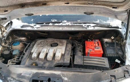 Volkswagen Touran III, 2004 год, 400 000 рублей, 3 фотография