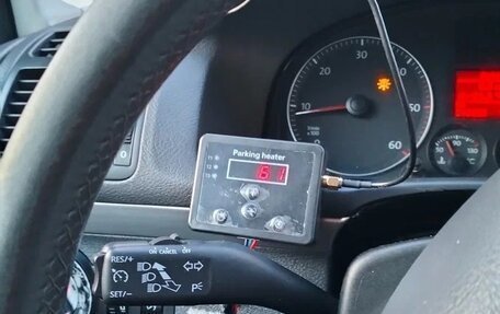 Volkswagen Touran III, 2004 год, 400 000 рублей, 9 фотография