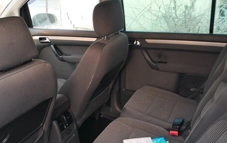 Volkswagen Touran III, 2004 год, 400 000 рублей, 8 фотография