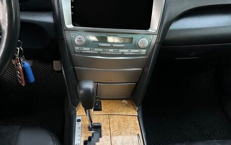 Toyota Camry, 2007 год, 1 150 000 рублей, 23 фотография