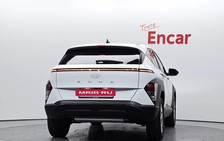 Hyundai Kona, 2024 год, 2 300 008 рублей, 4 фотография