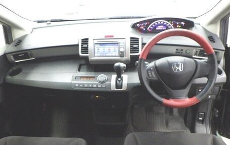 Honda Freed I, 2013 год, 785 000 рублей, 28 фотография