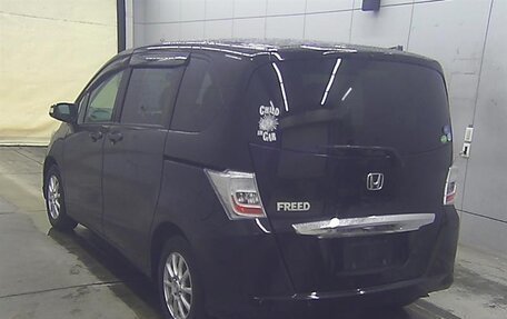 Honda Freed I, 2013 год, 785 000 рублей, 27 фотография