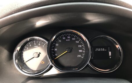 Renault Logan II, 2021 год, 1 500 000 рублей, 4 фотография