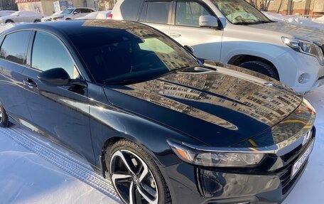 Honda Accord IX рестайлинг, 2019 год, 2 100 000 рублей, 2 фотография