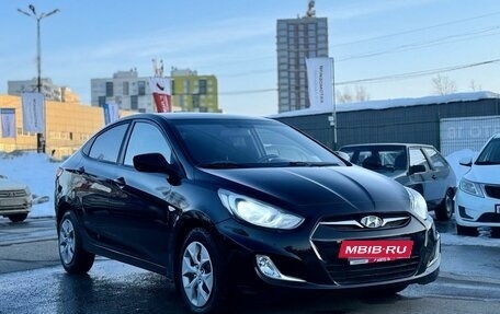 Hyundai Solaris II рестайлинг, 2011 год, 719 000 рублей, 2 фотография